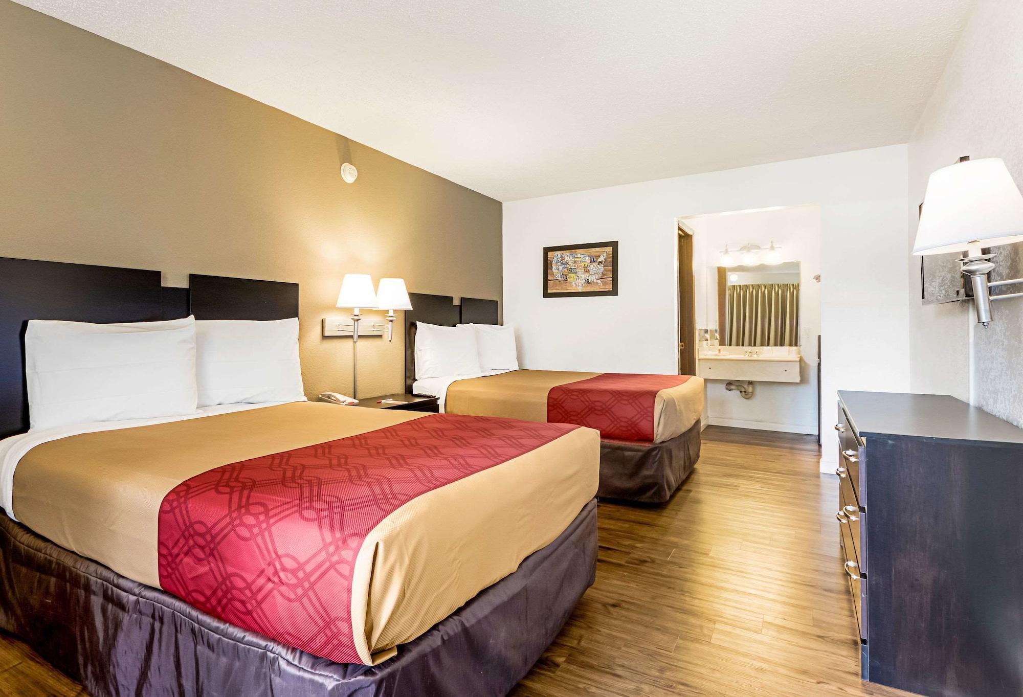 Econo Lodge Airport I-35 North Farmers Branch Dış mekan fotoğraf