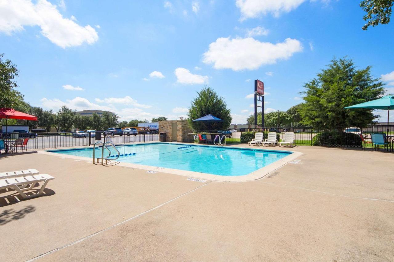 Econo Lodge Airport I-35 North Farmers Branch Dış mekan fotoğraf